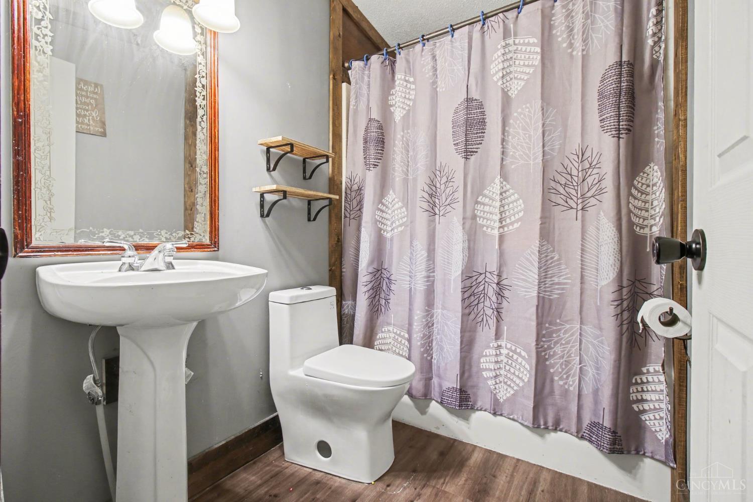 1703 Swings Corner Pt Isab Road