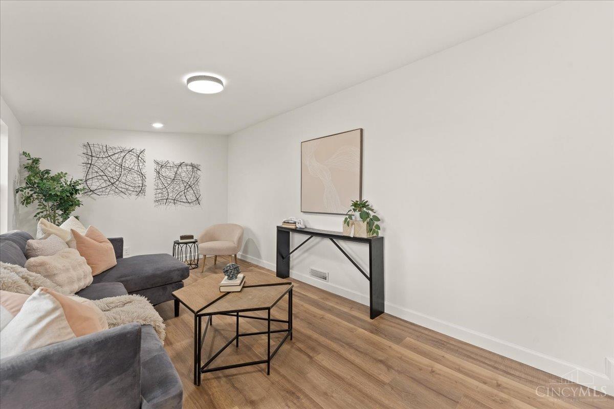 7481 Heatherwood Lane