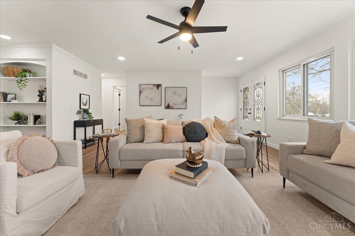 7481 Heatherwood Lane