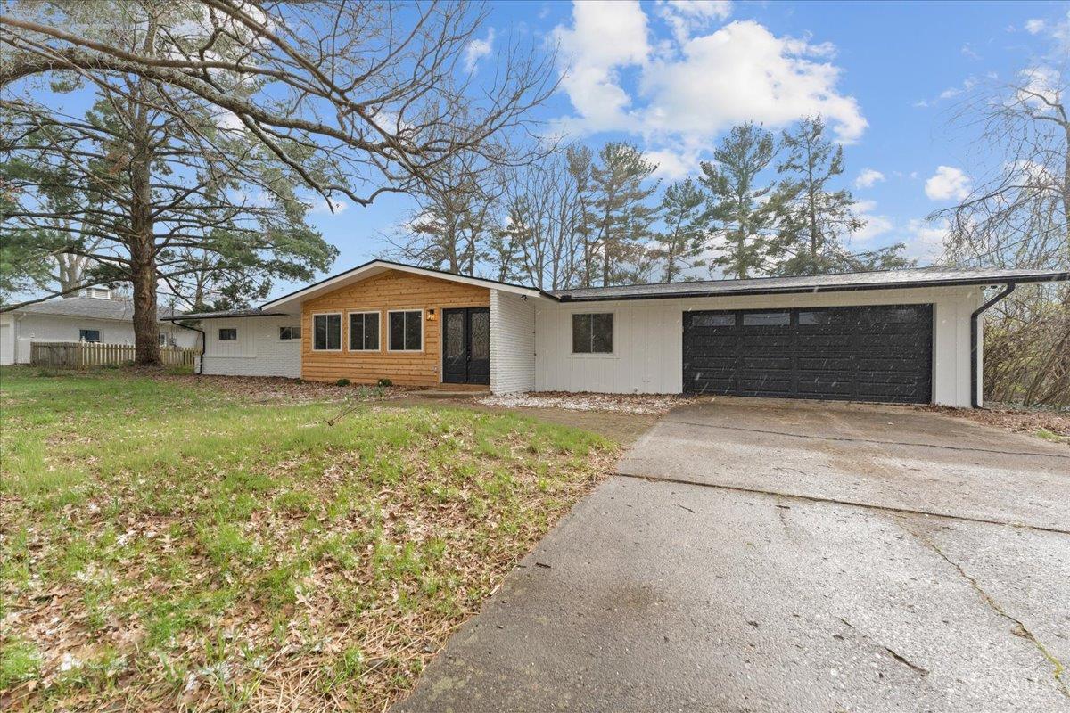 7481 Heatherwood Lane