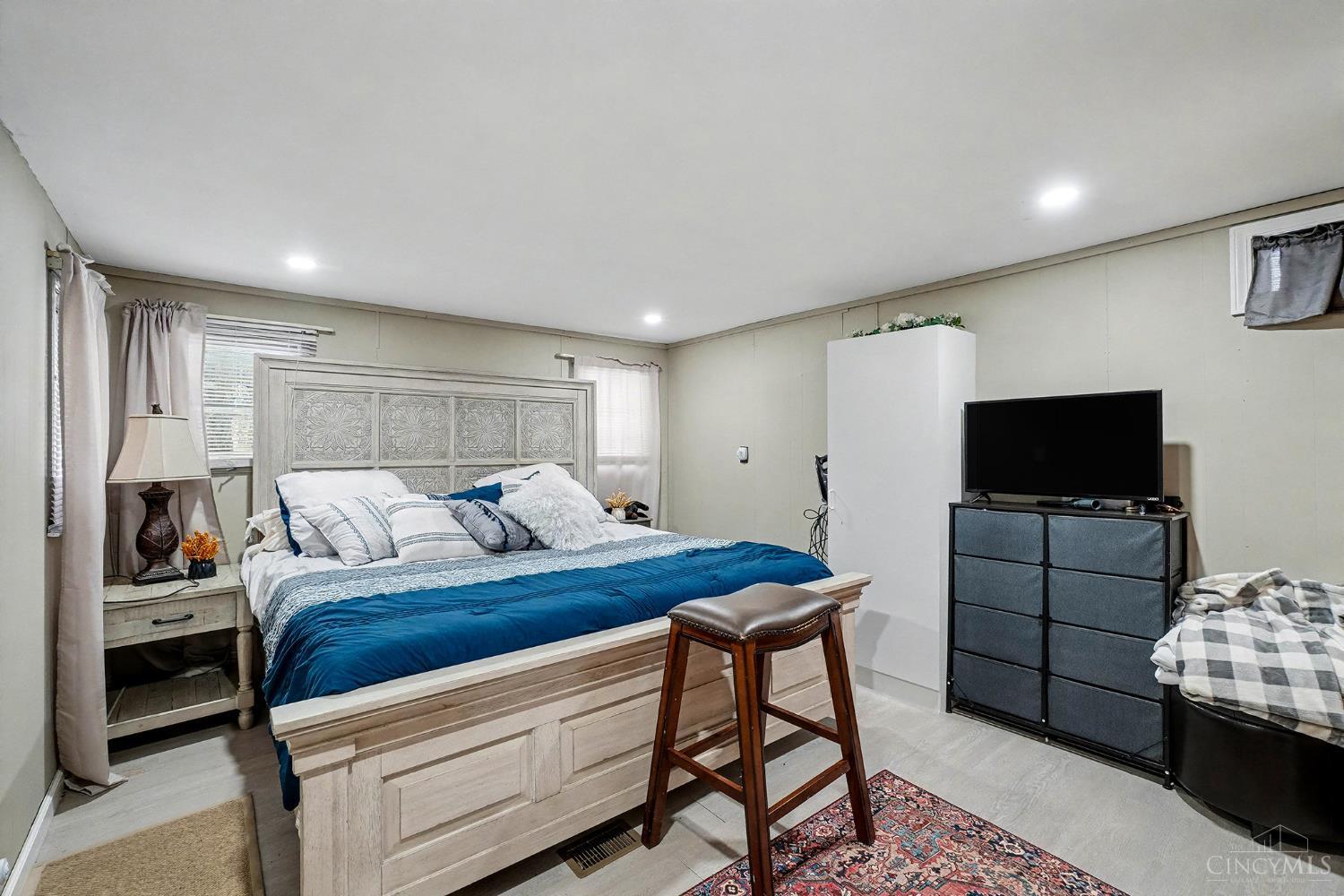 7189 Campbell Road