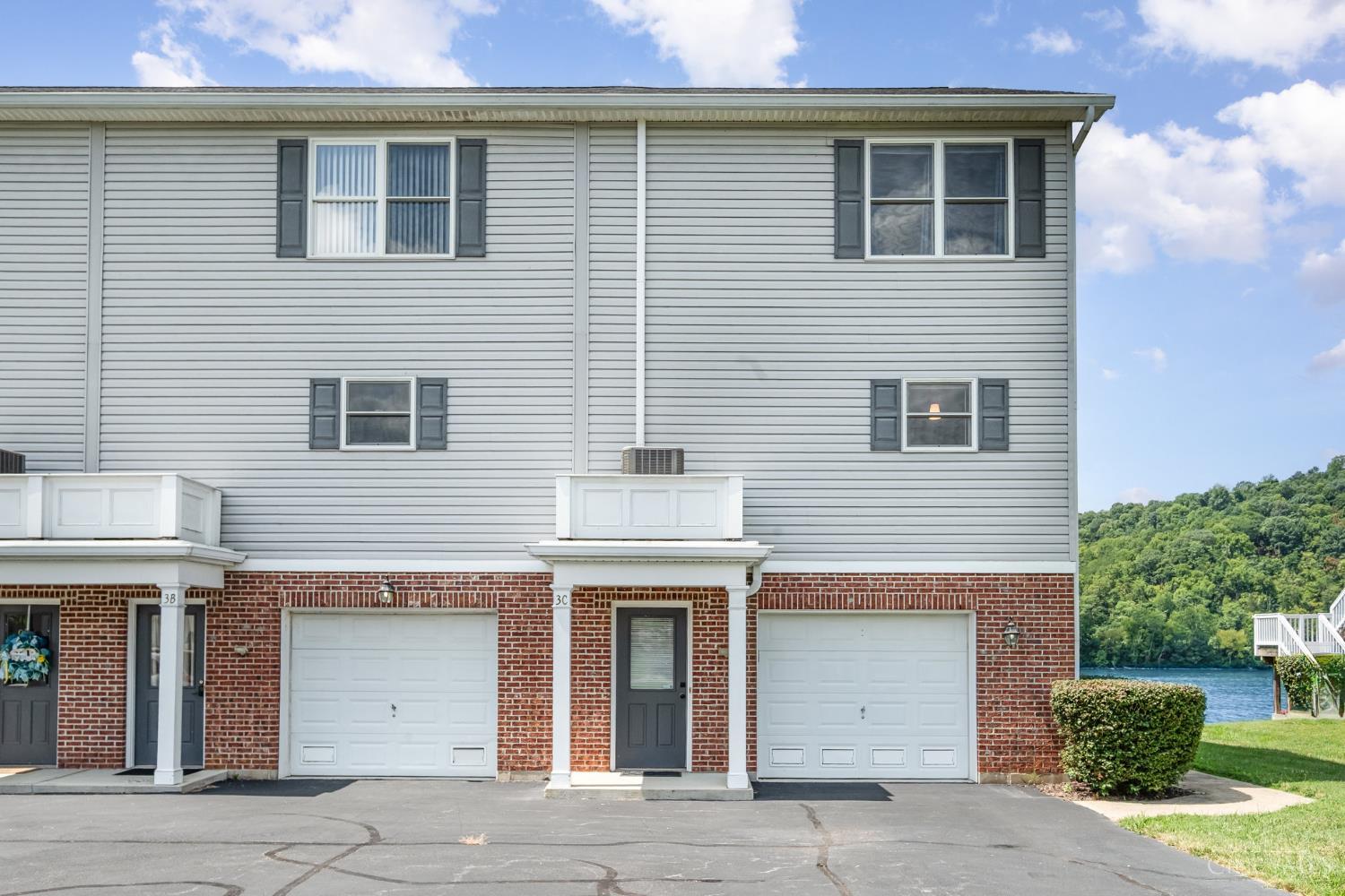 65 Governor Street 3C