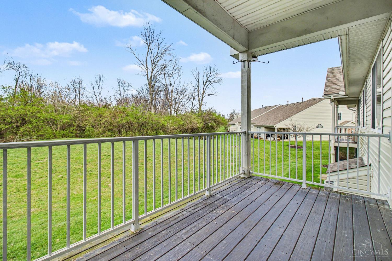 2047 Commons Circle