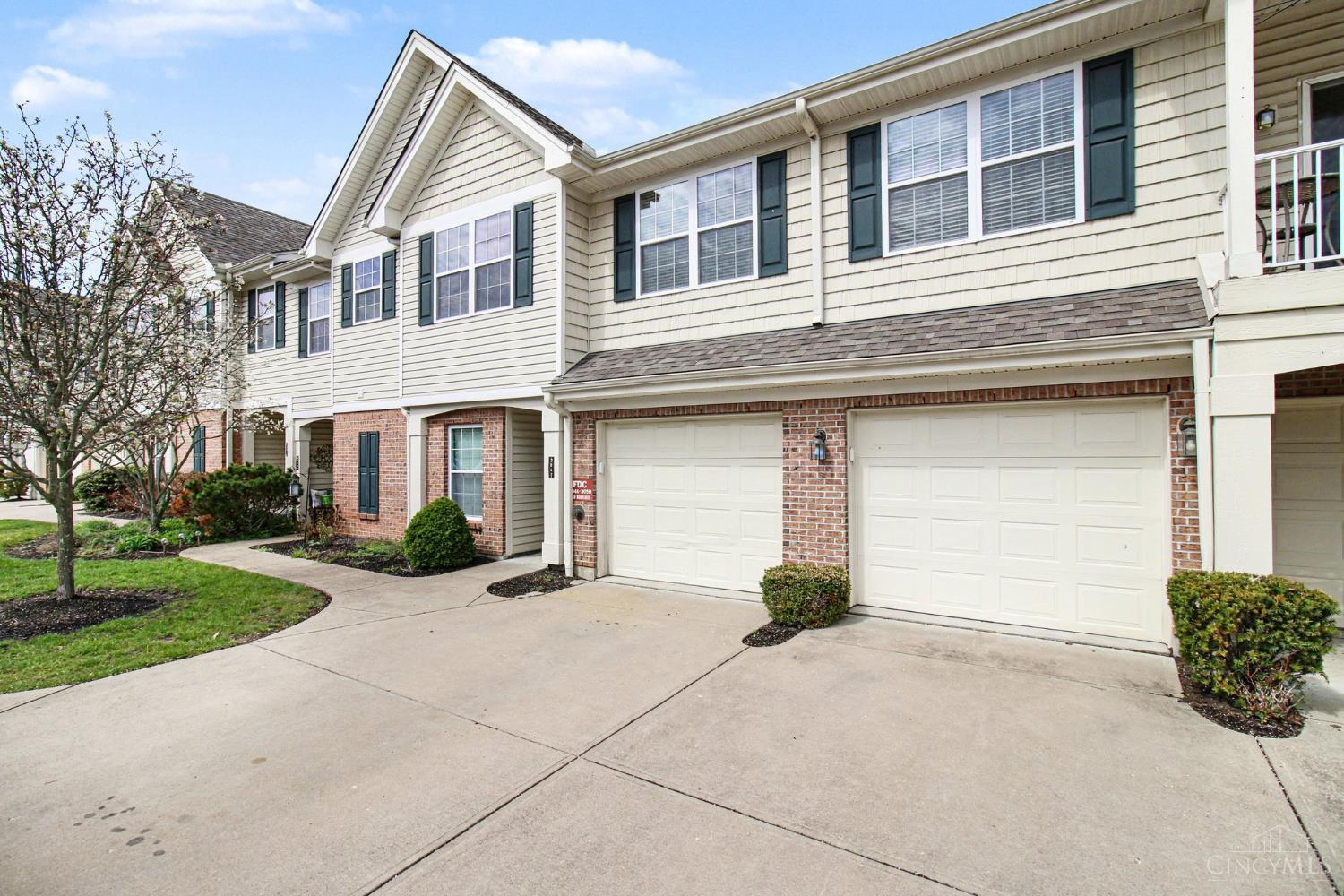 2047 Commons Circle
