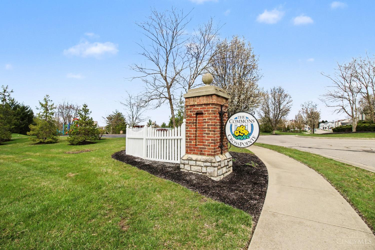 2047 Commons Circle