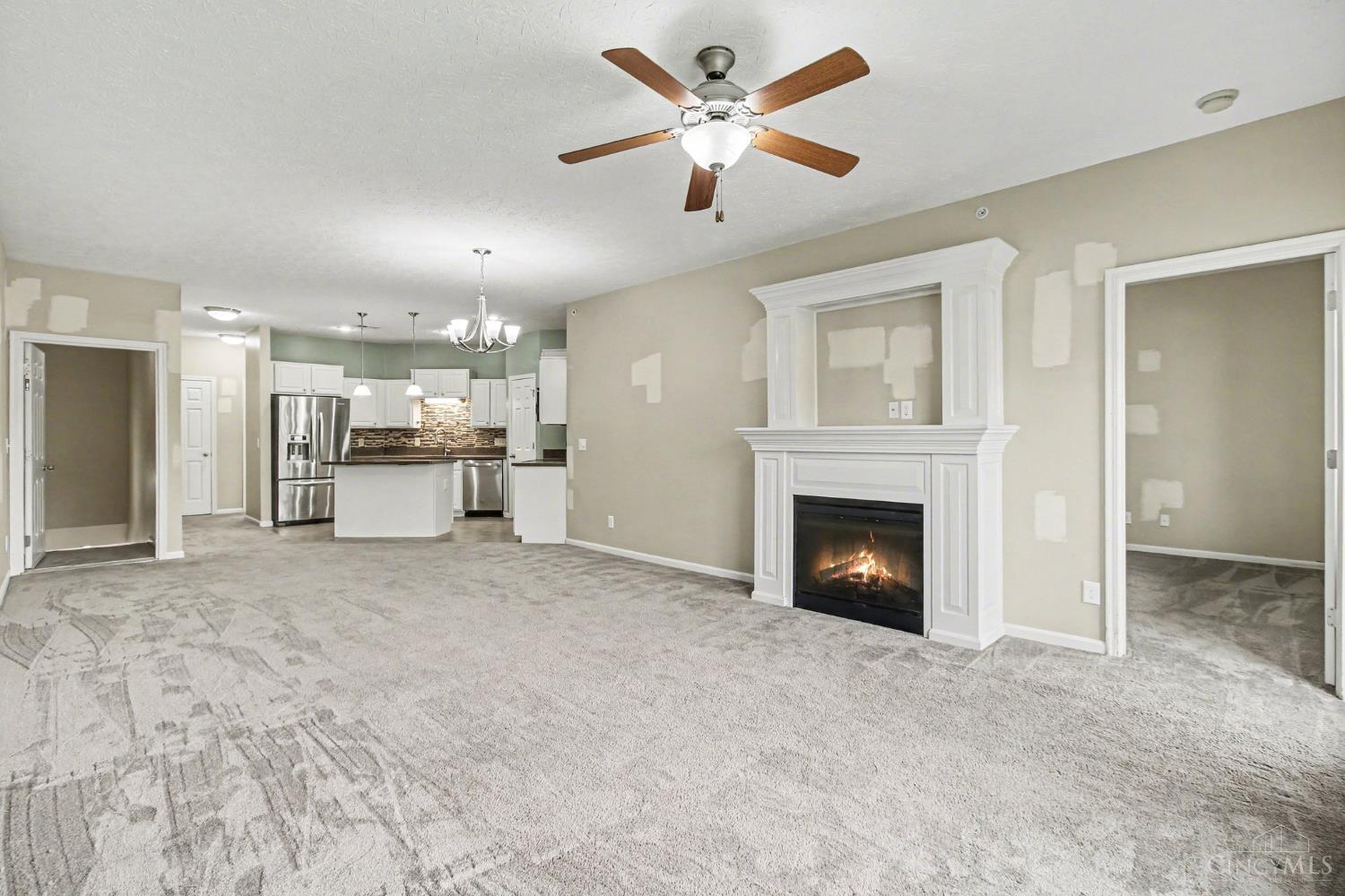 2047 Commons Circle