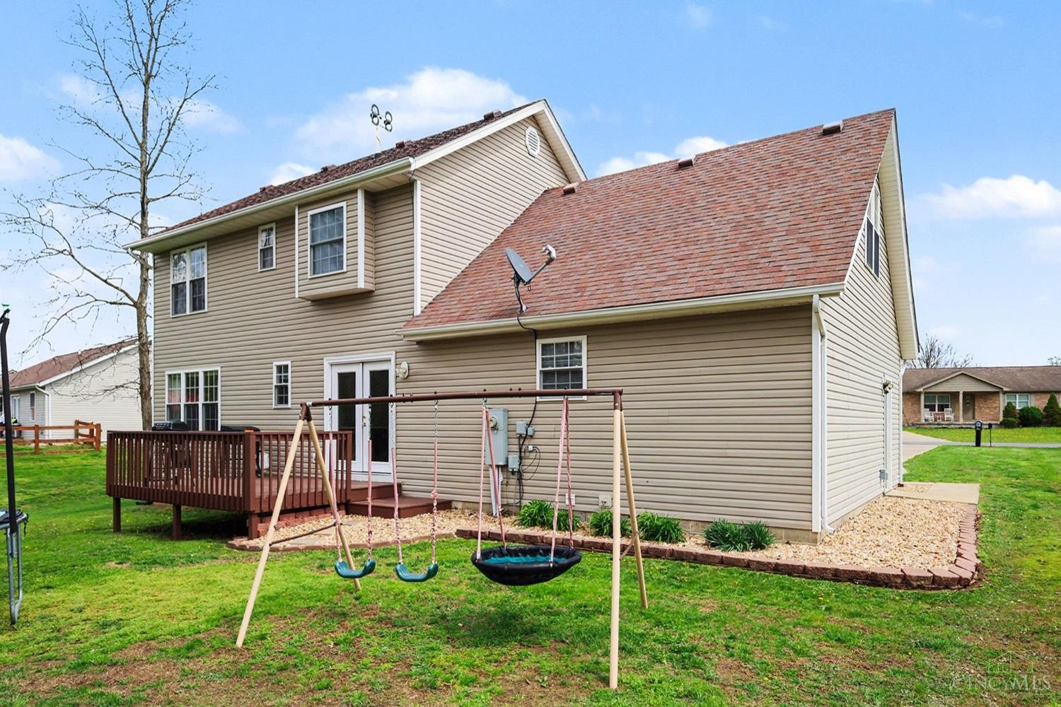 90 Douglas Circle