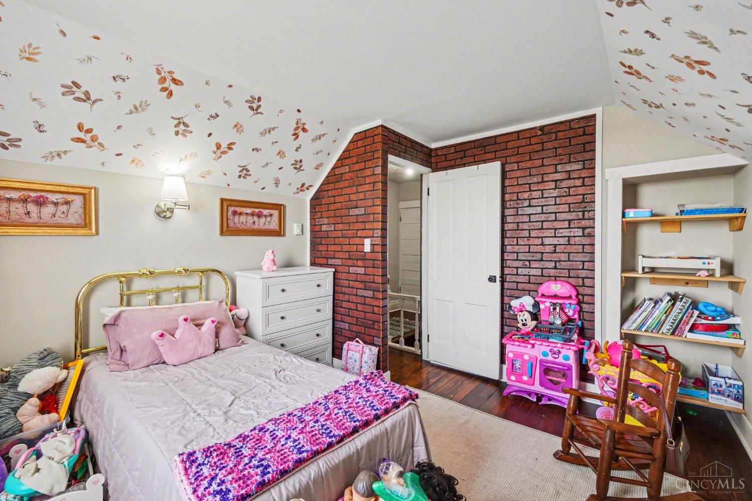 901 Oak Grove Road