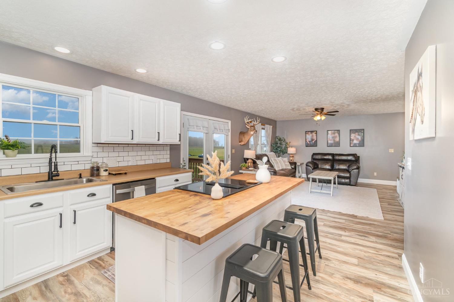 5438 Swamp Road