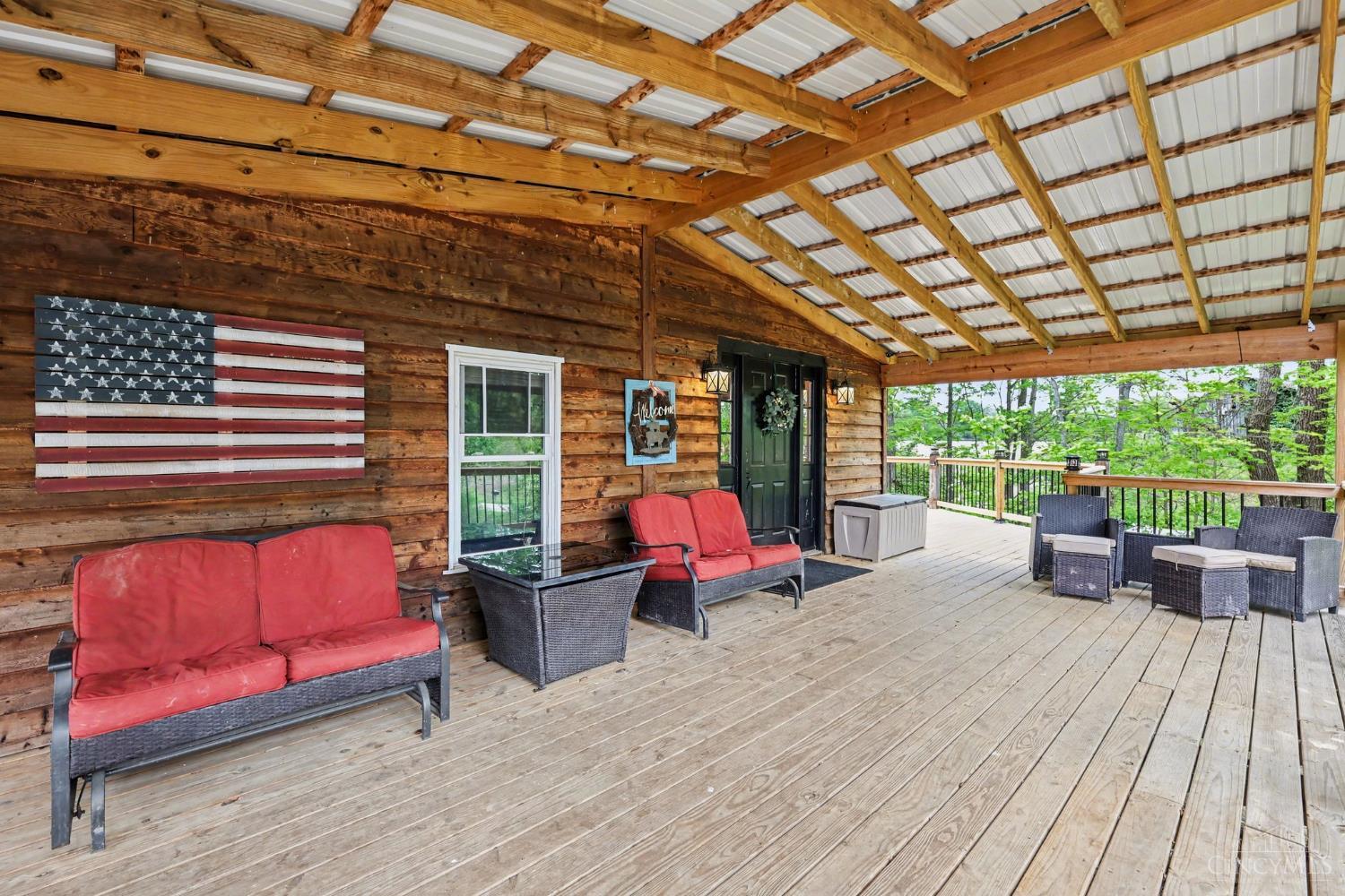 11181 E Side Road