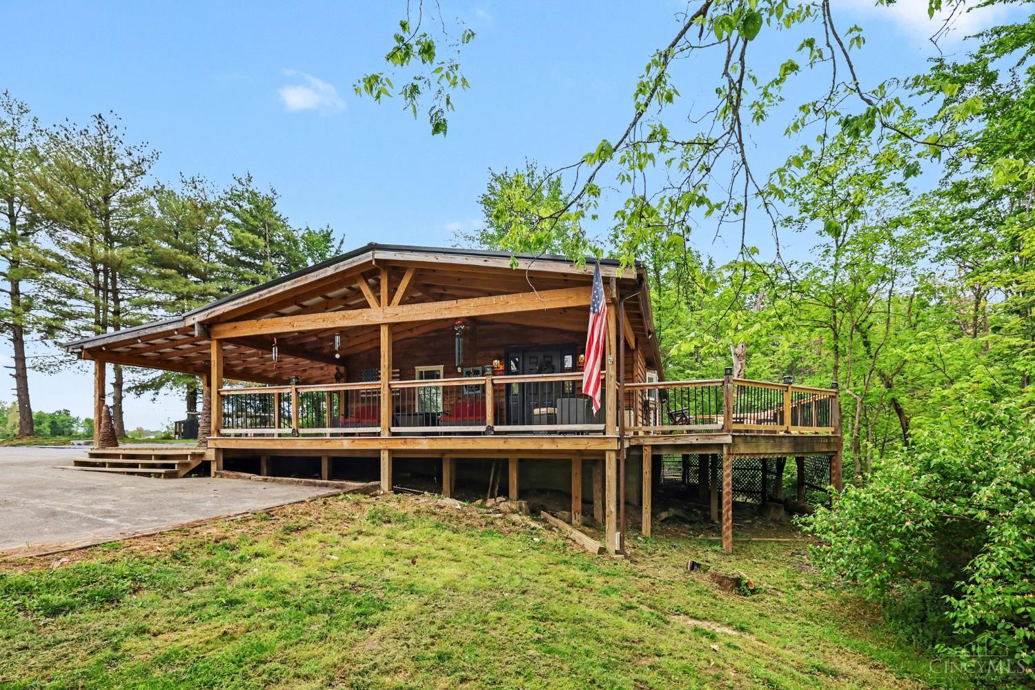 11181 E Side Road