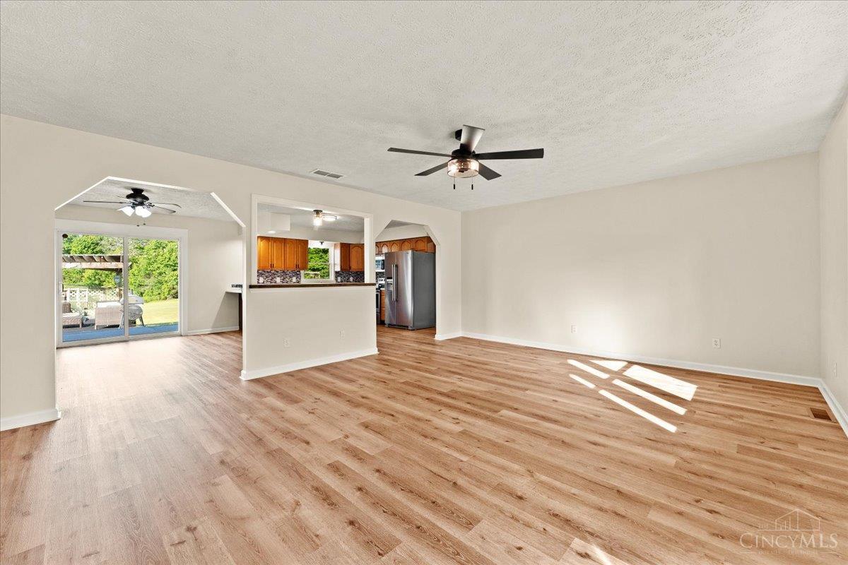 1003 Cross Road