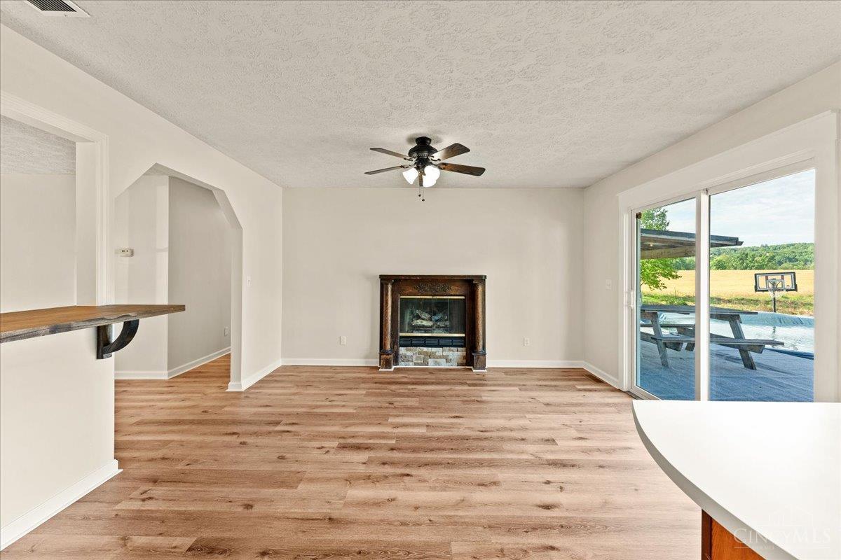1003 Cross Road
