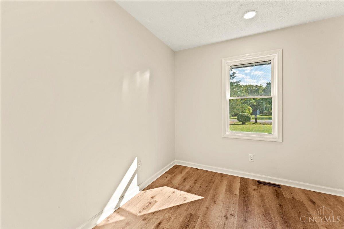 1003 Cross Road