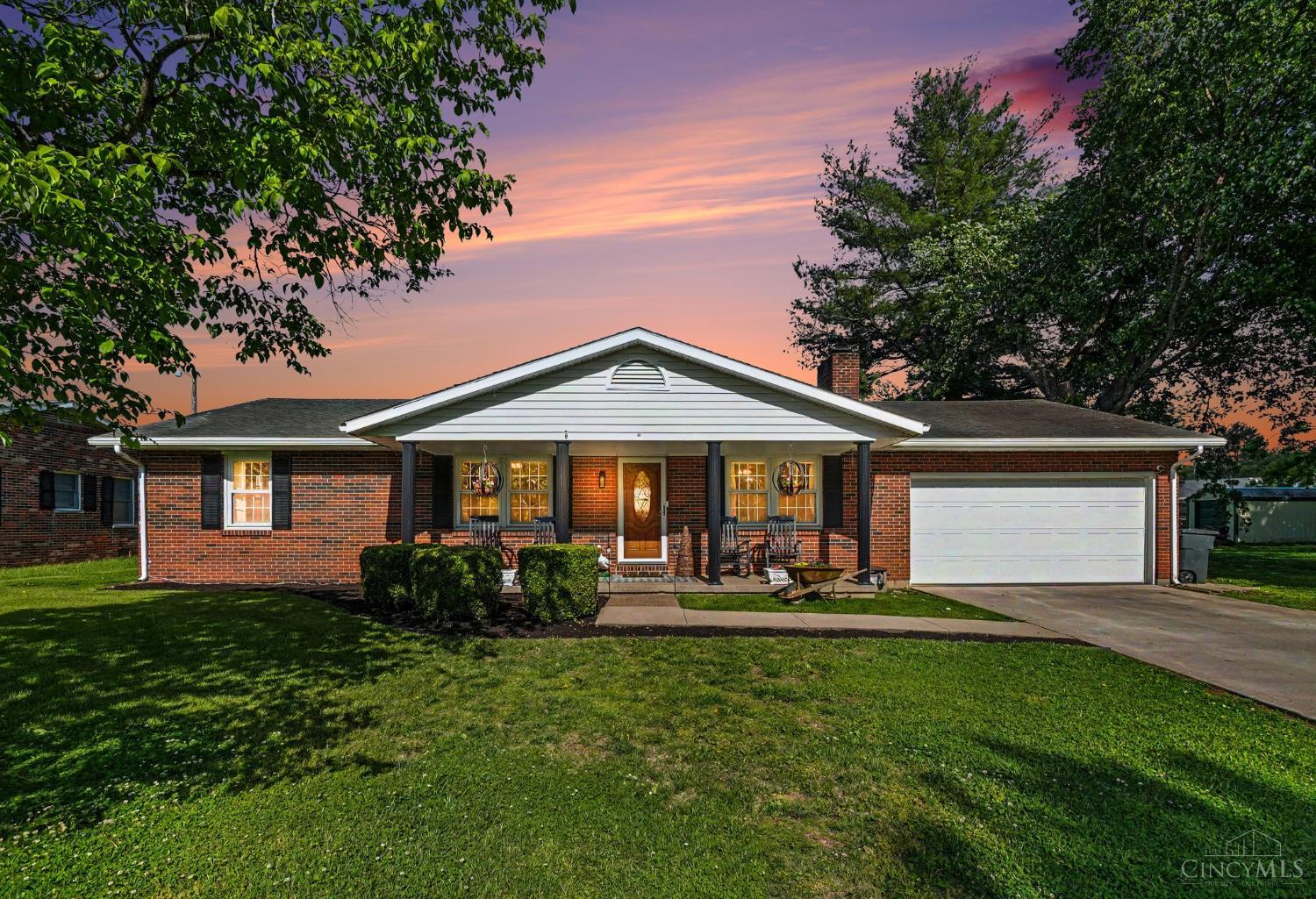 1890 Campbell Drive