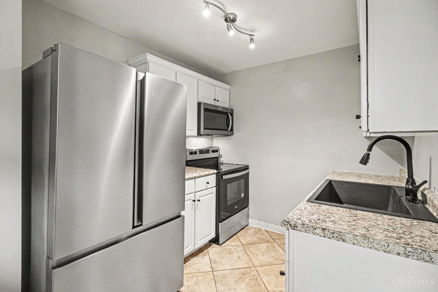 9656 Woodmill Lane