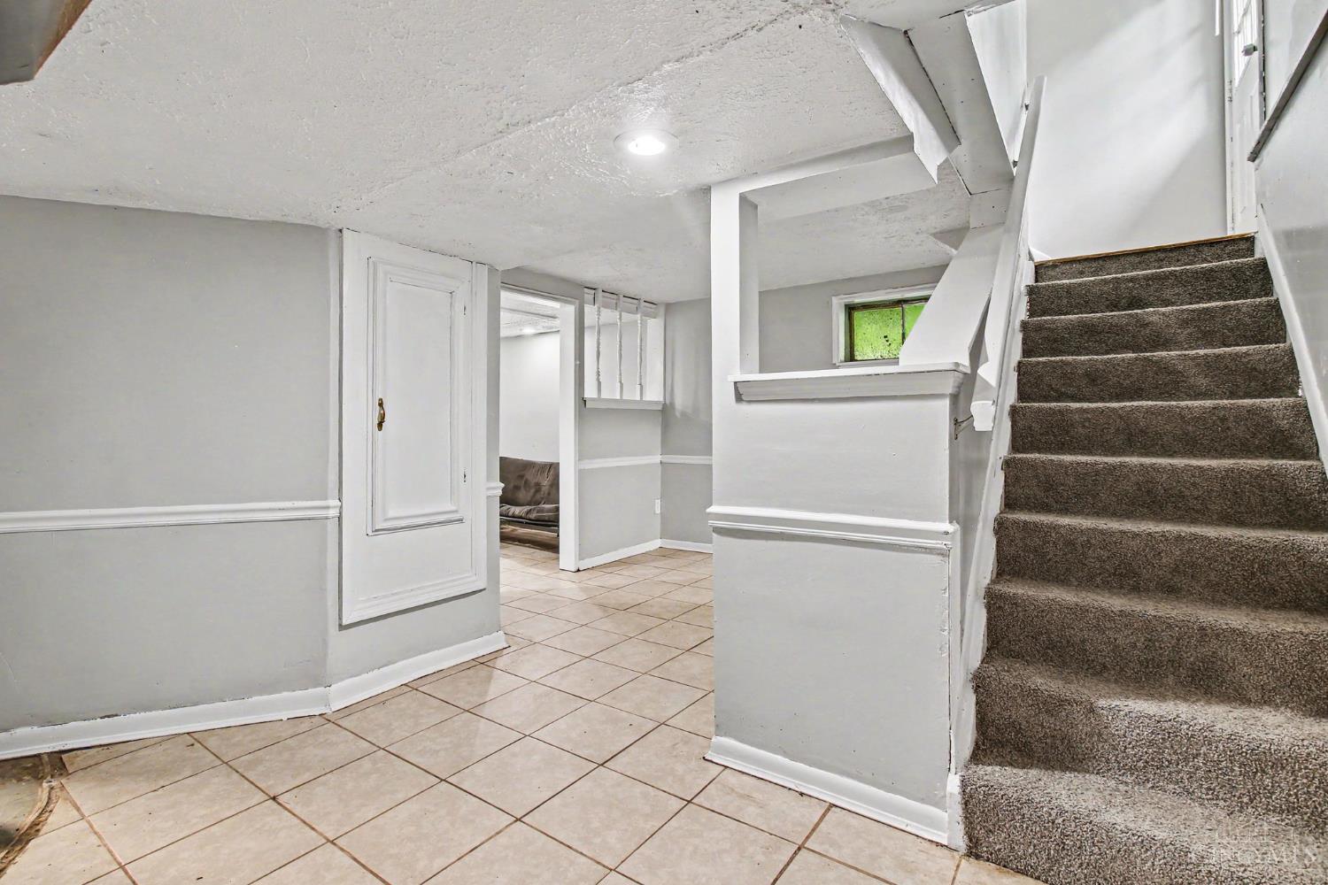 9656 Woodmill Lane