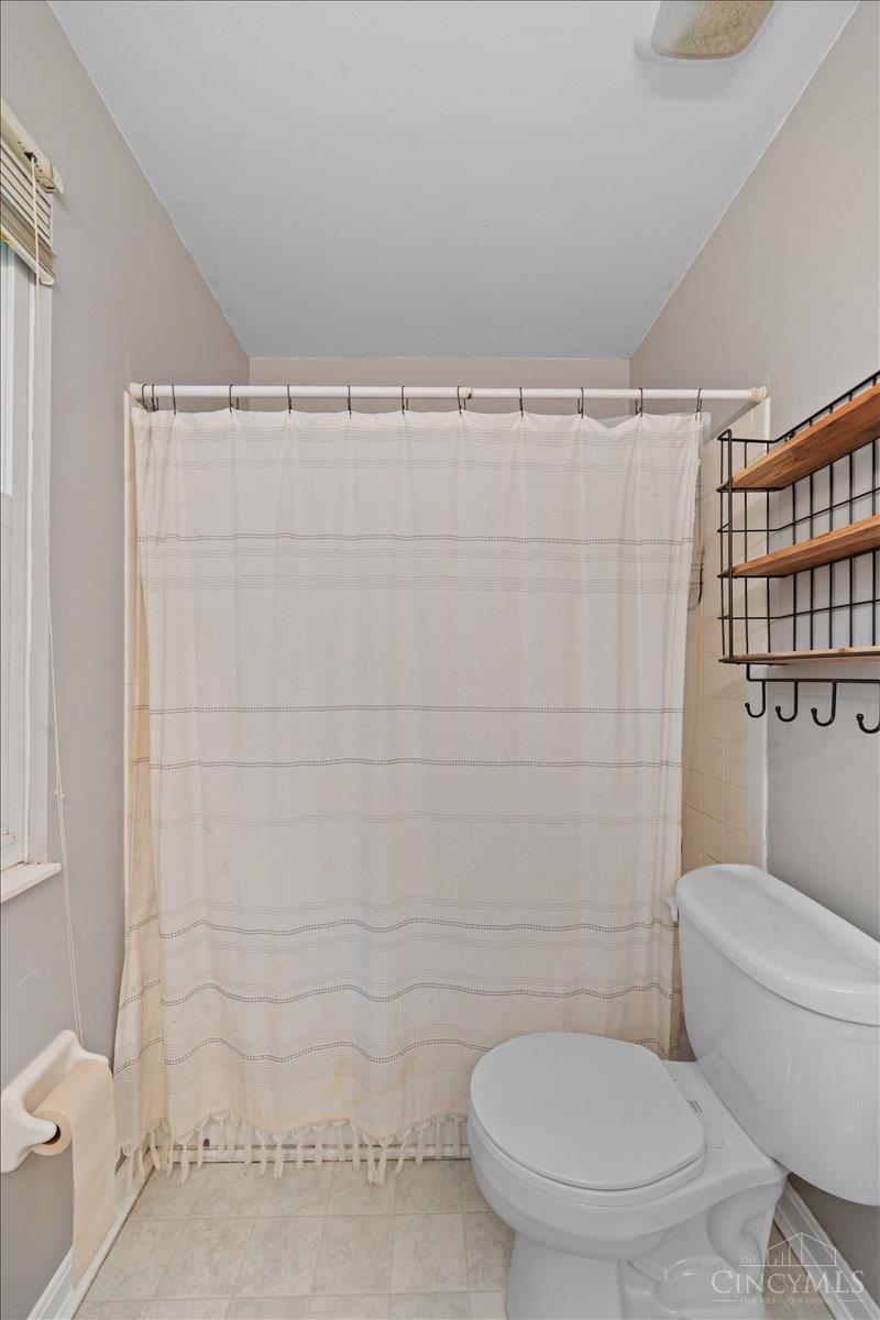 3836 Gatewood Drive