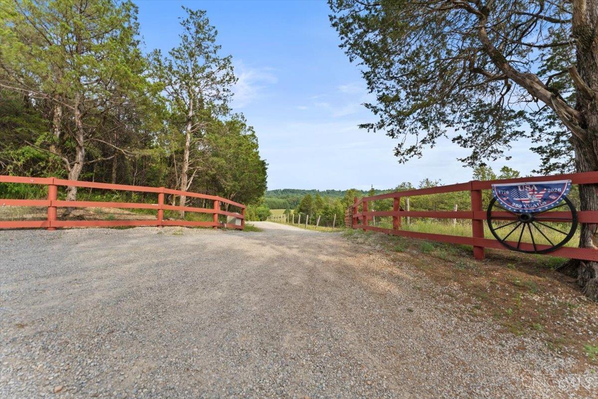 374 Cuckoo Road