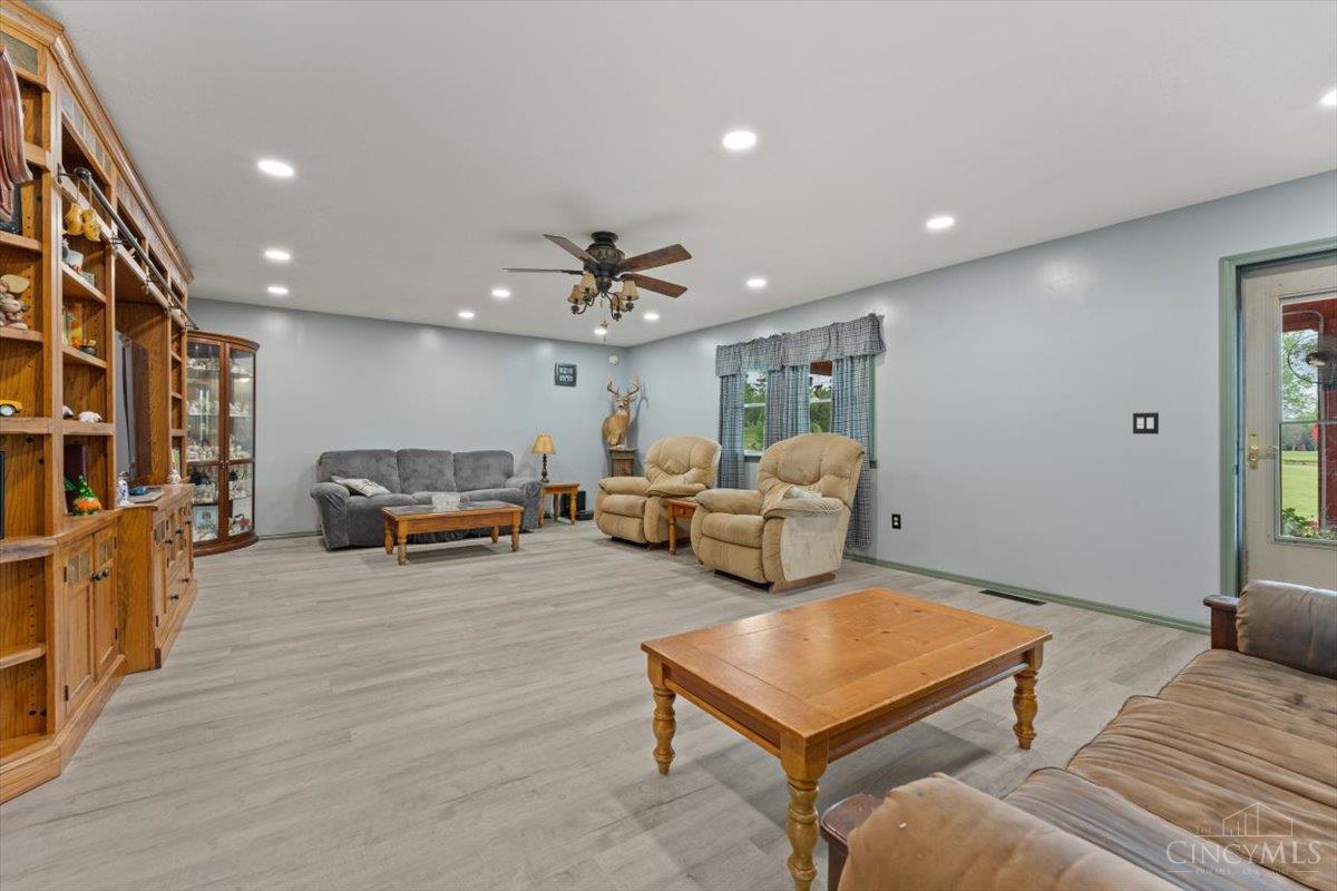 374 Cuckoo Road