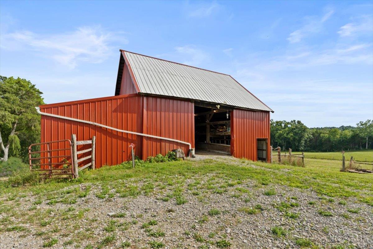 374 Cuckoo Road