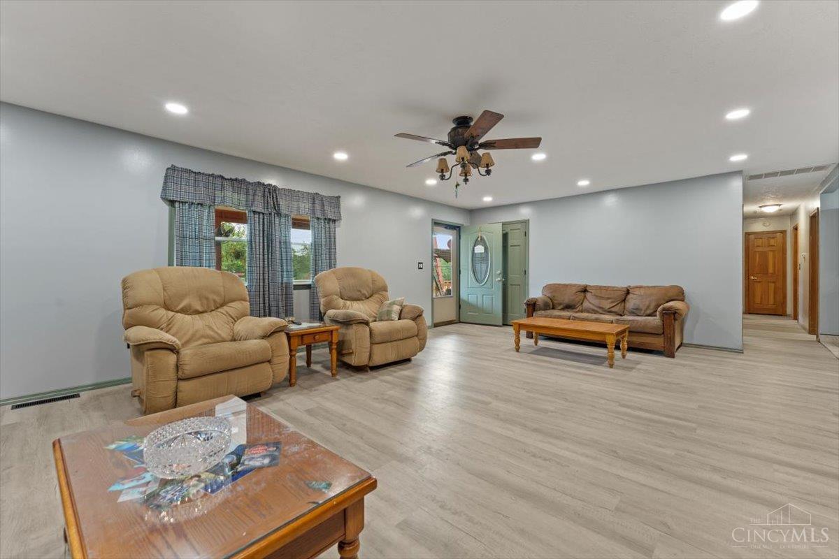 374 Cuckoo Road