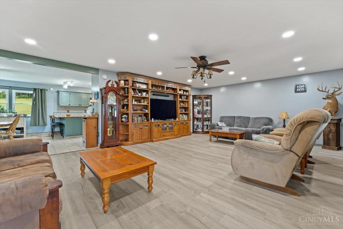 374 Cuckoo Road