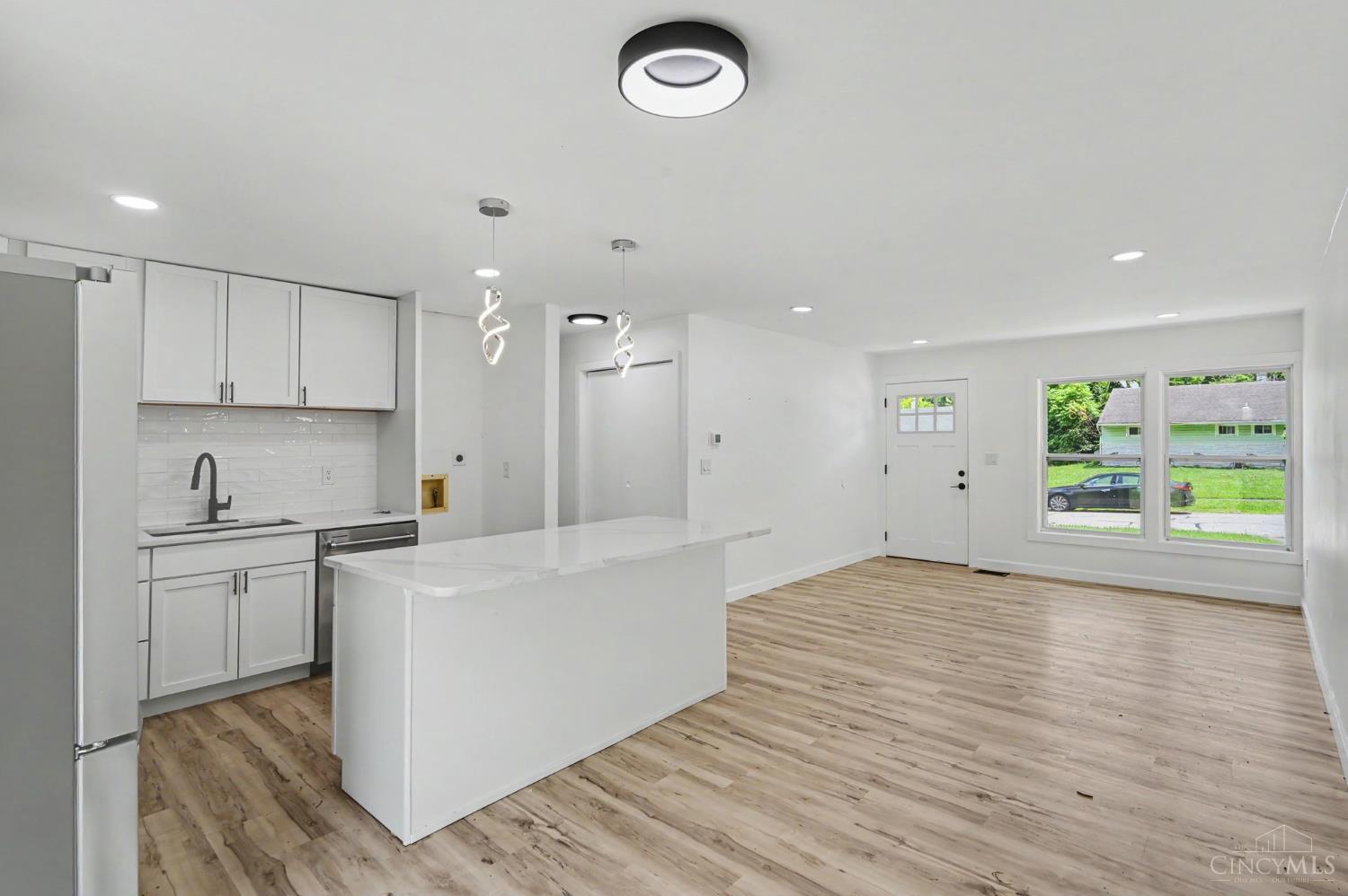 8719 Hood Court