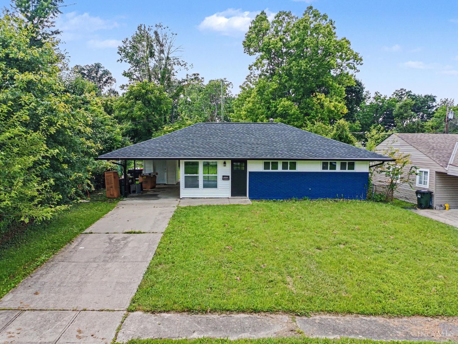 8719 Hood Court