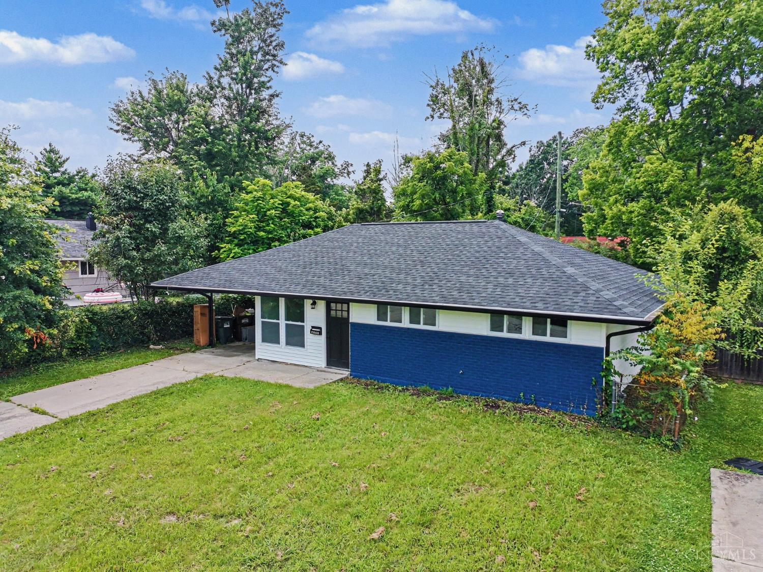 8719 Hood Court