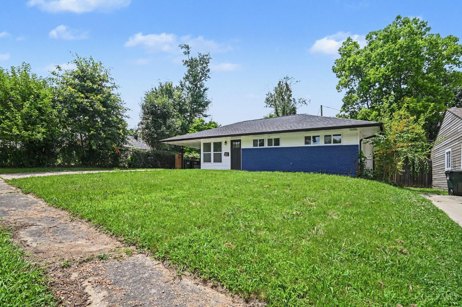 8719 Hood Court
