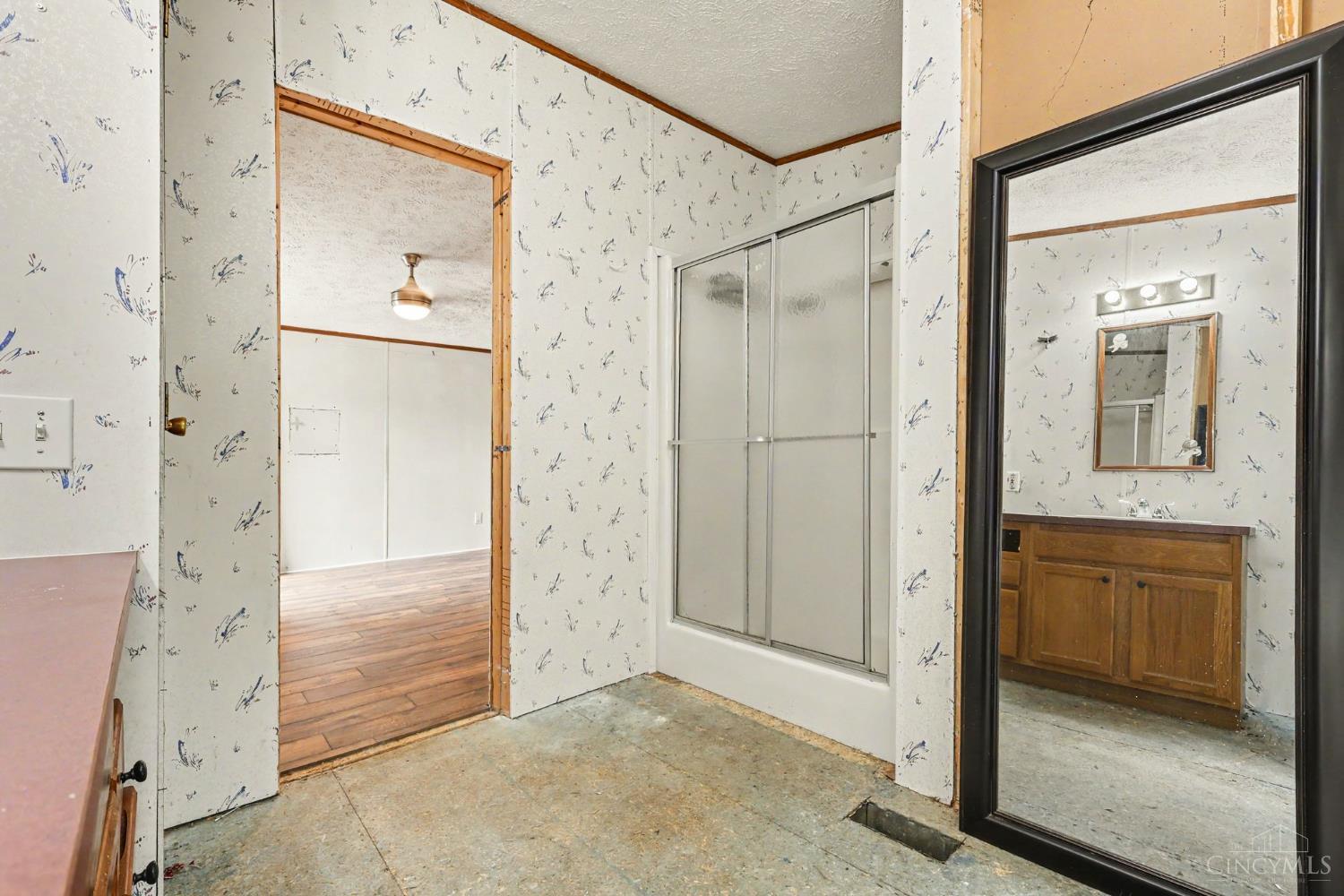 4043 E Old A And P Highway