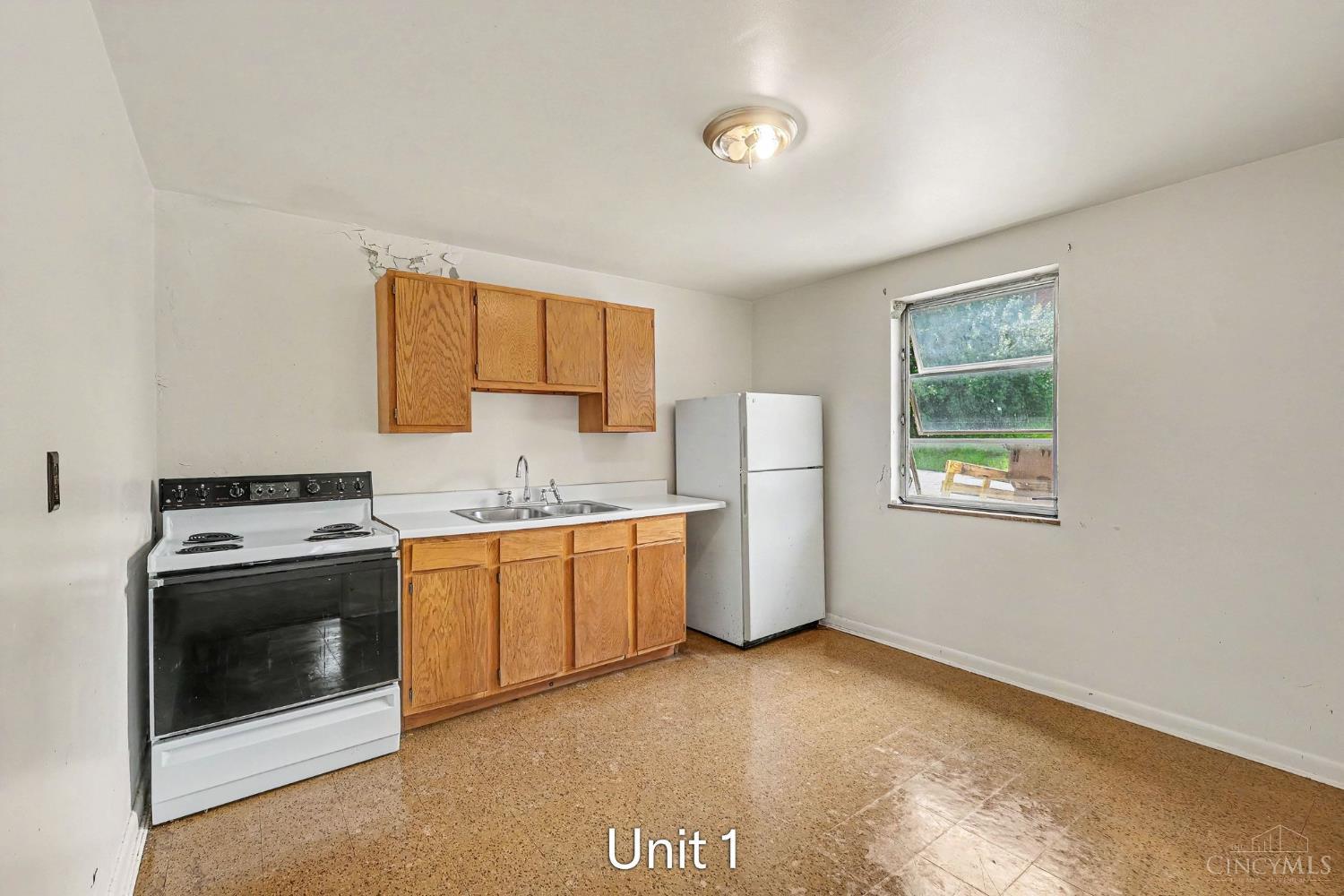 312 W Grant Avenue