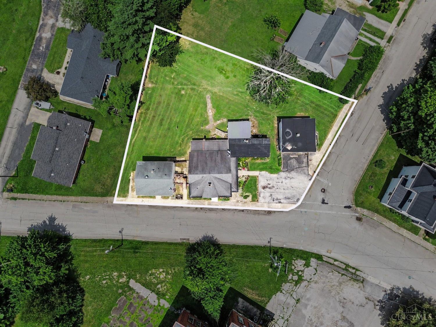 312 W Grant Avenue