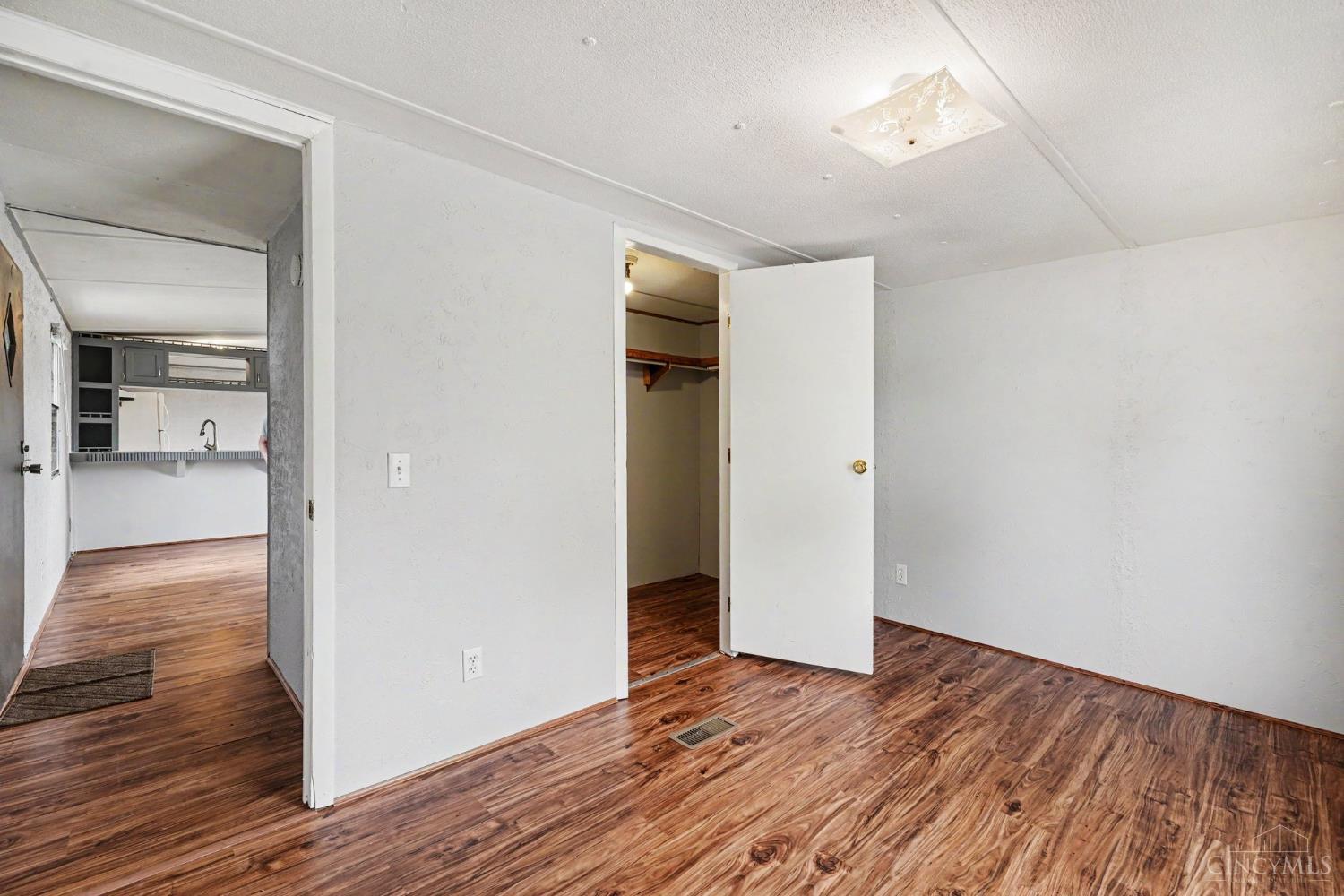 112 Sardinia-Mowrystown Road