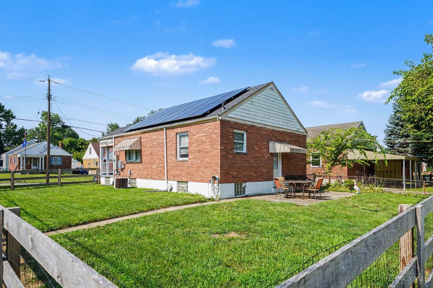 1900 Knollridge Lane