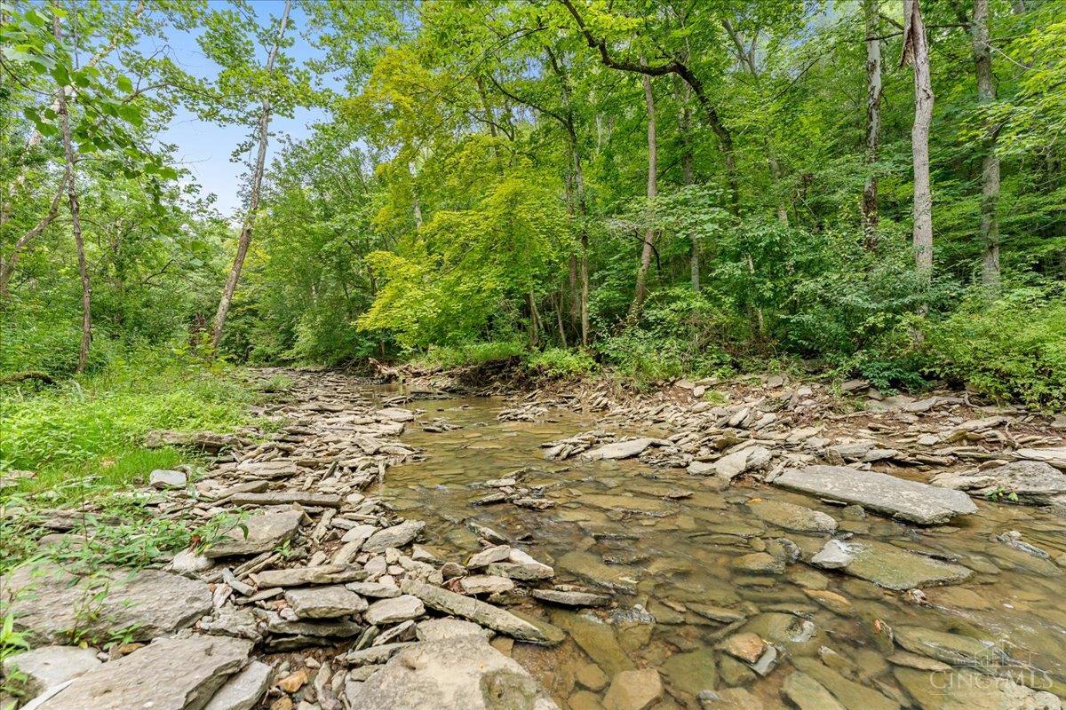 633 Swamp Road