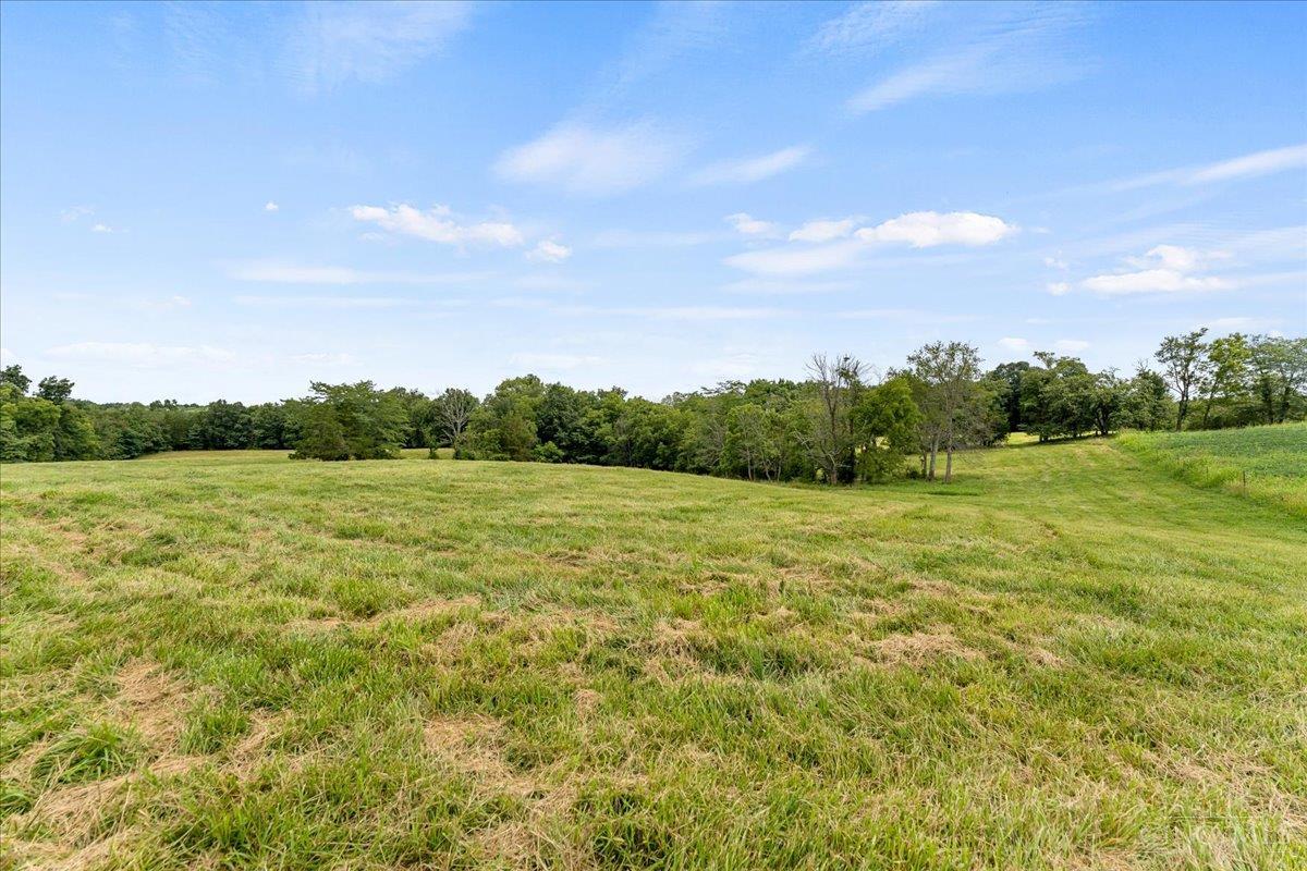 633 Swamp Road