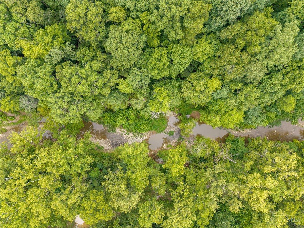 633 Swamp Road