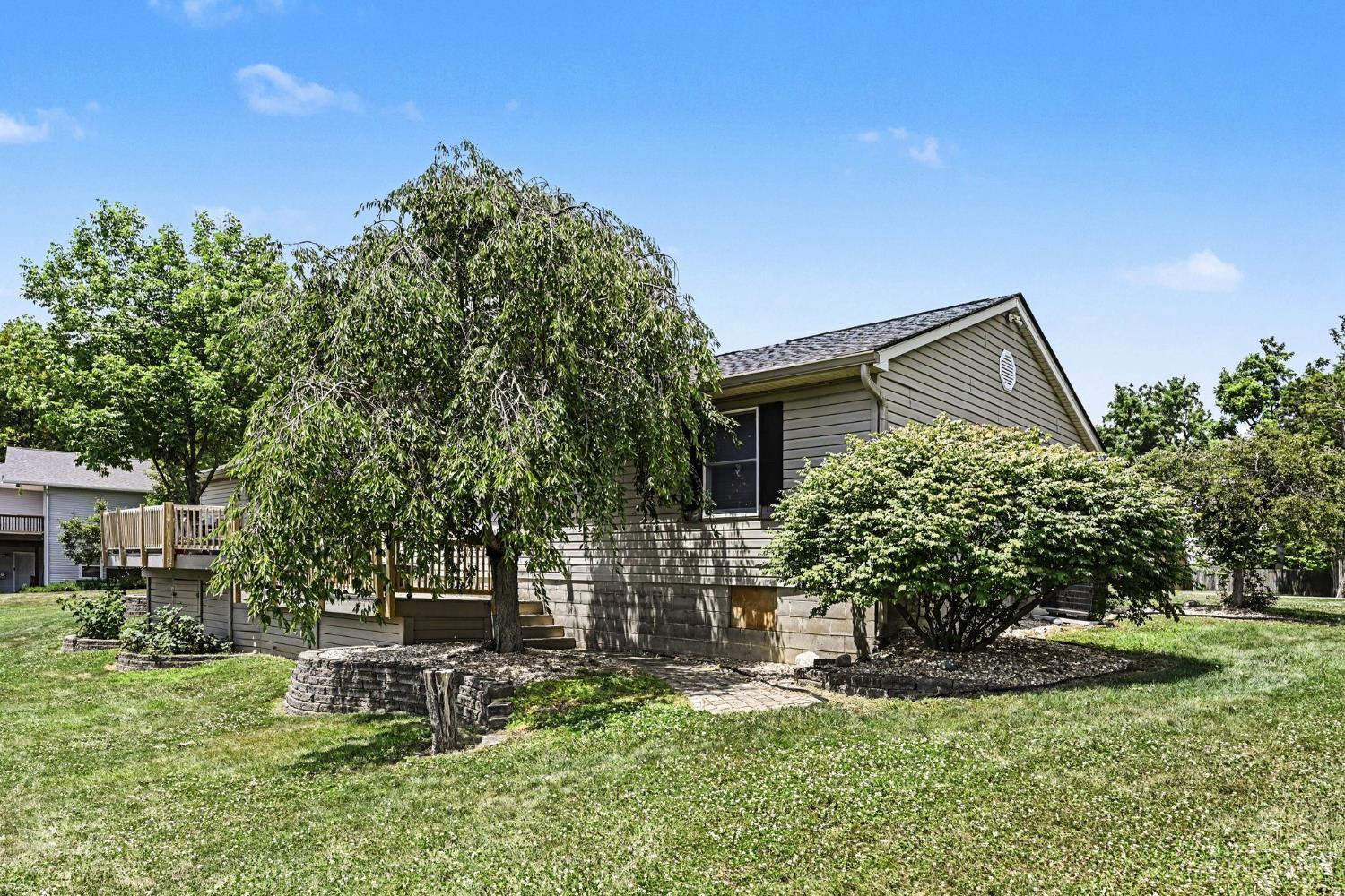 3687 N Lakeshore Drive
