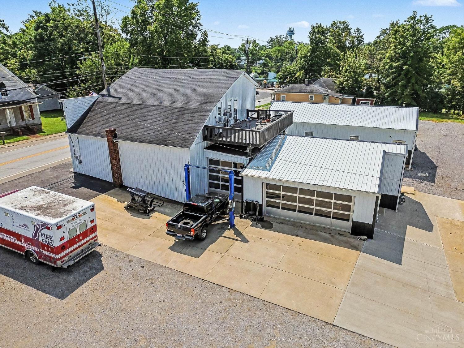 209 N High Street