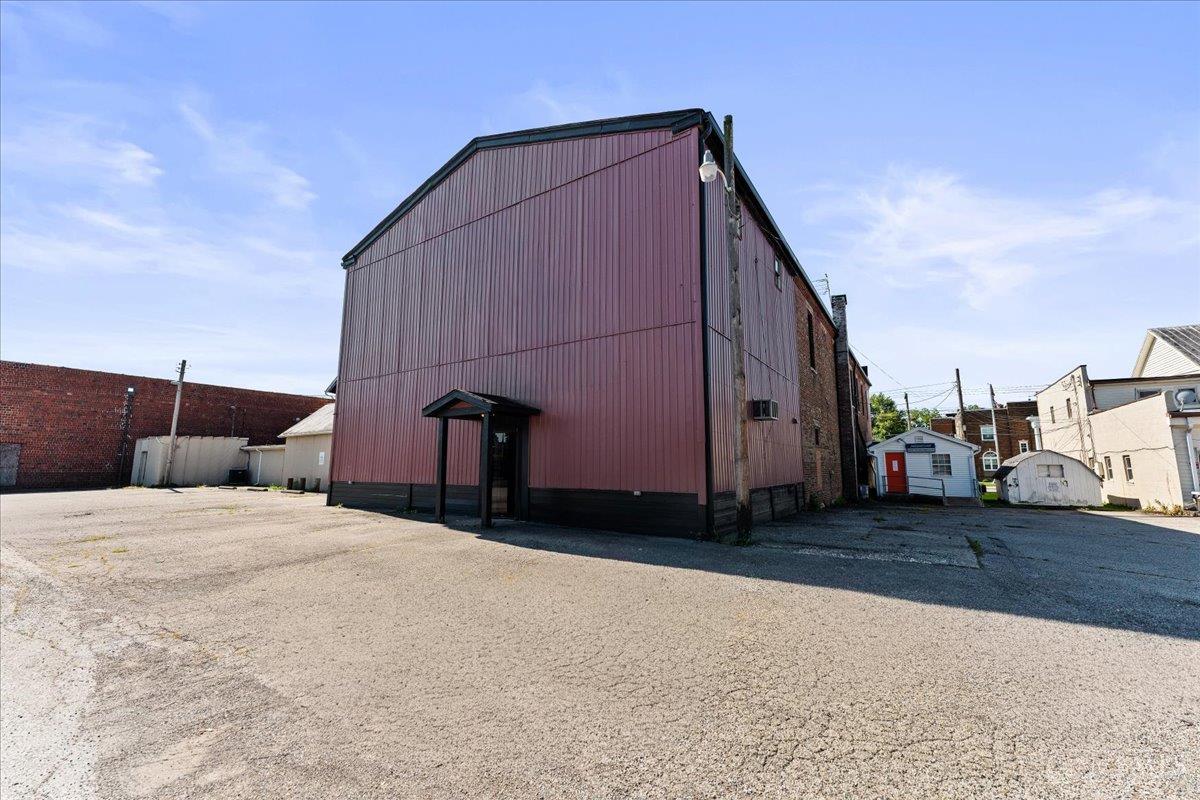 222 W Plane Street