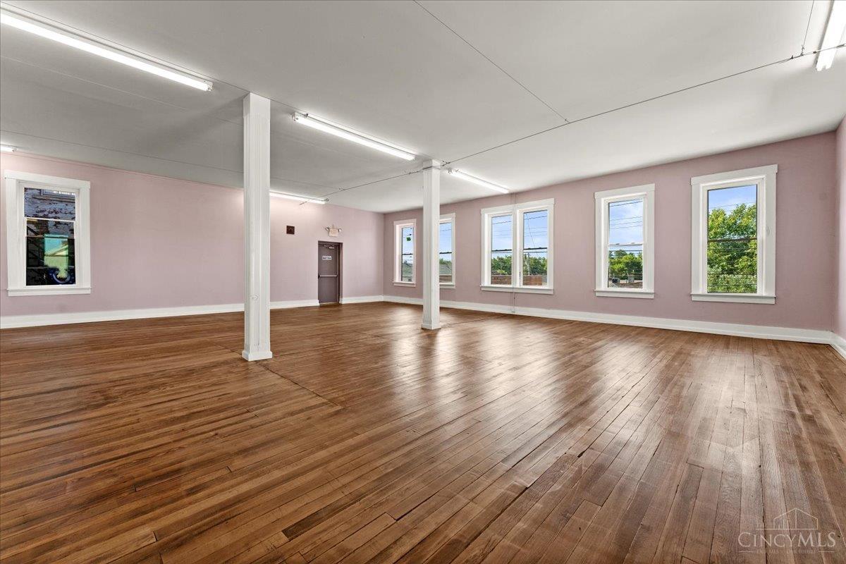 222 W Plane Street
