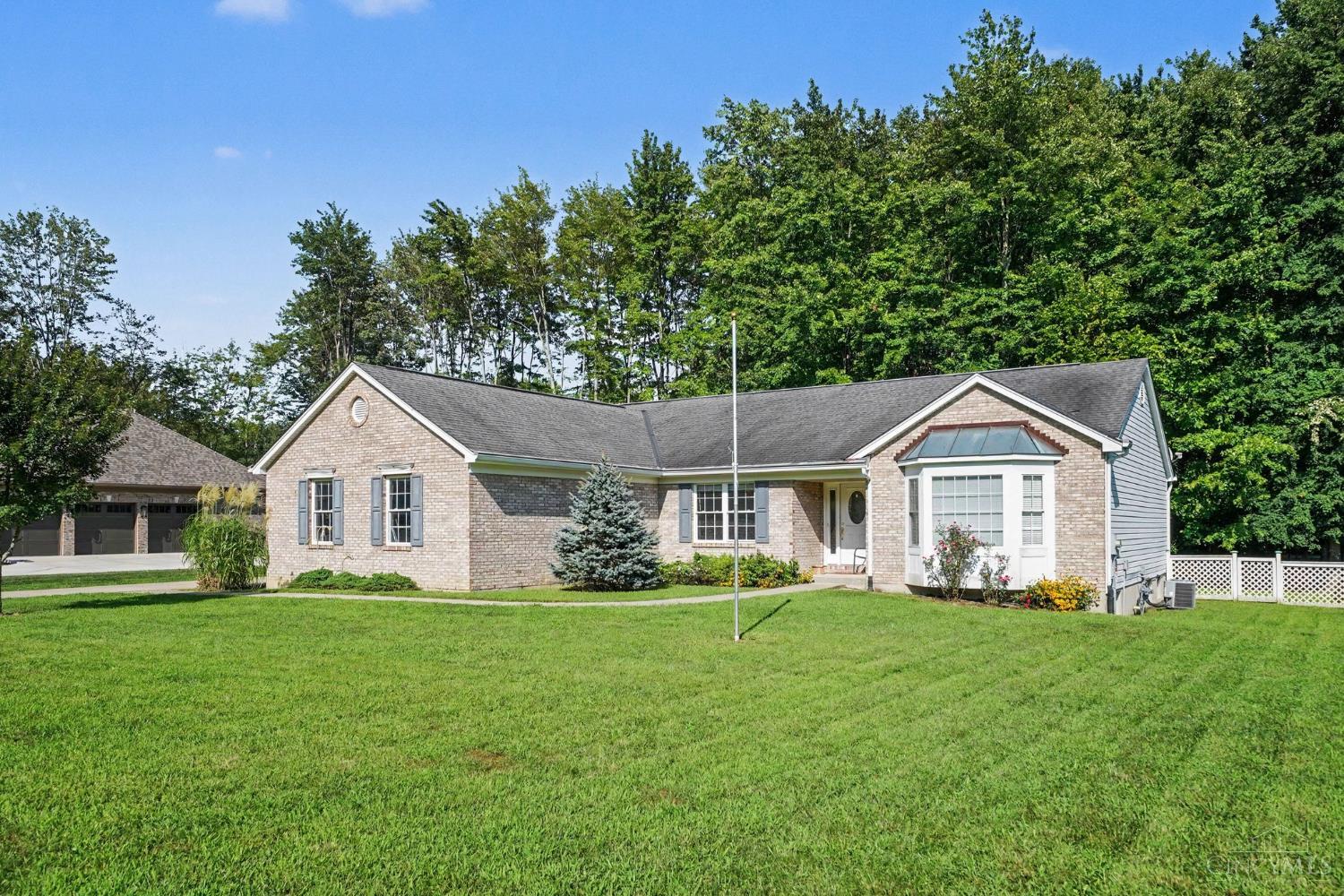 3476 Winter Holly Drive