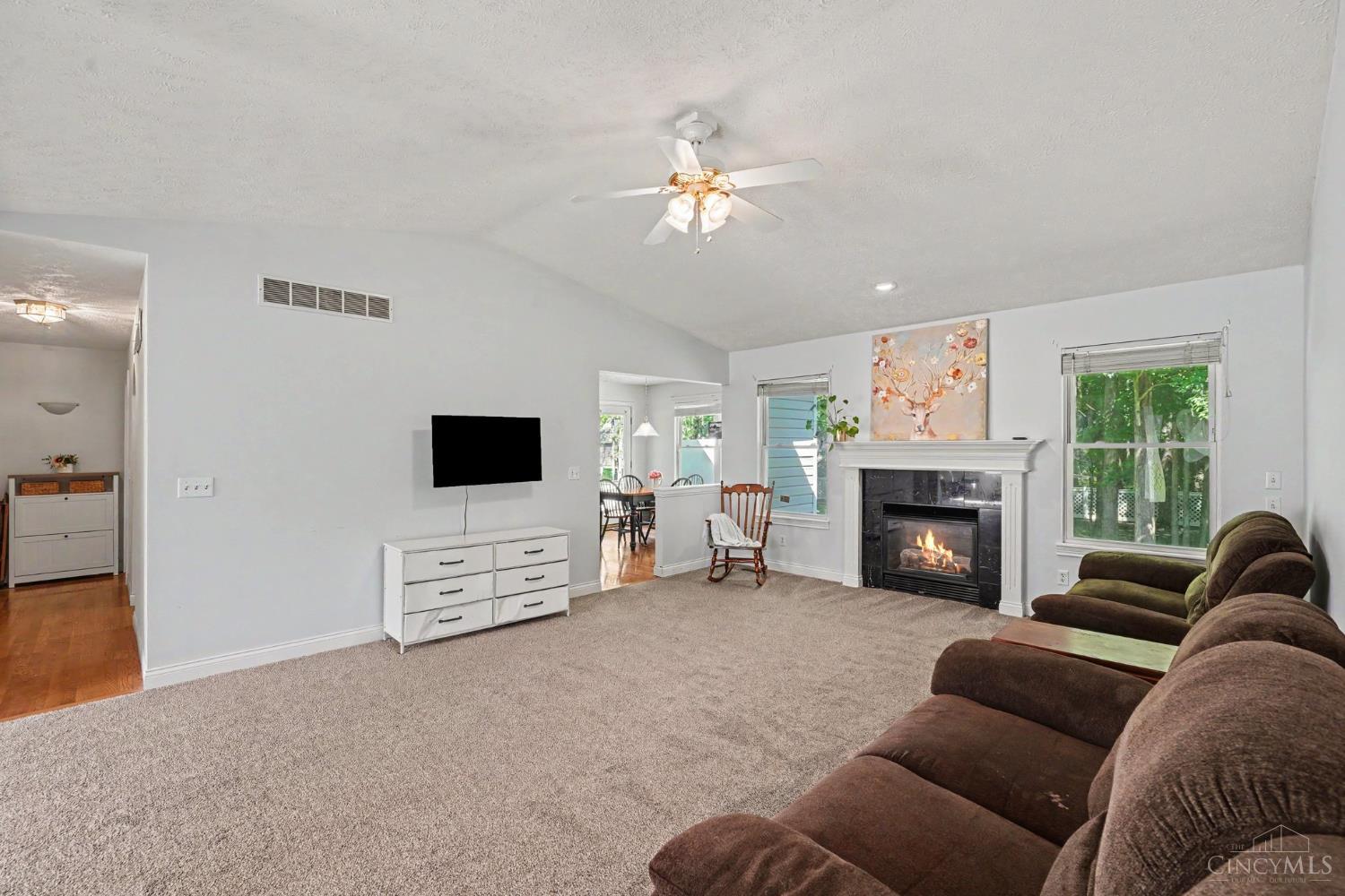 3476 Winter Holly Drive