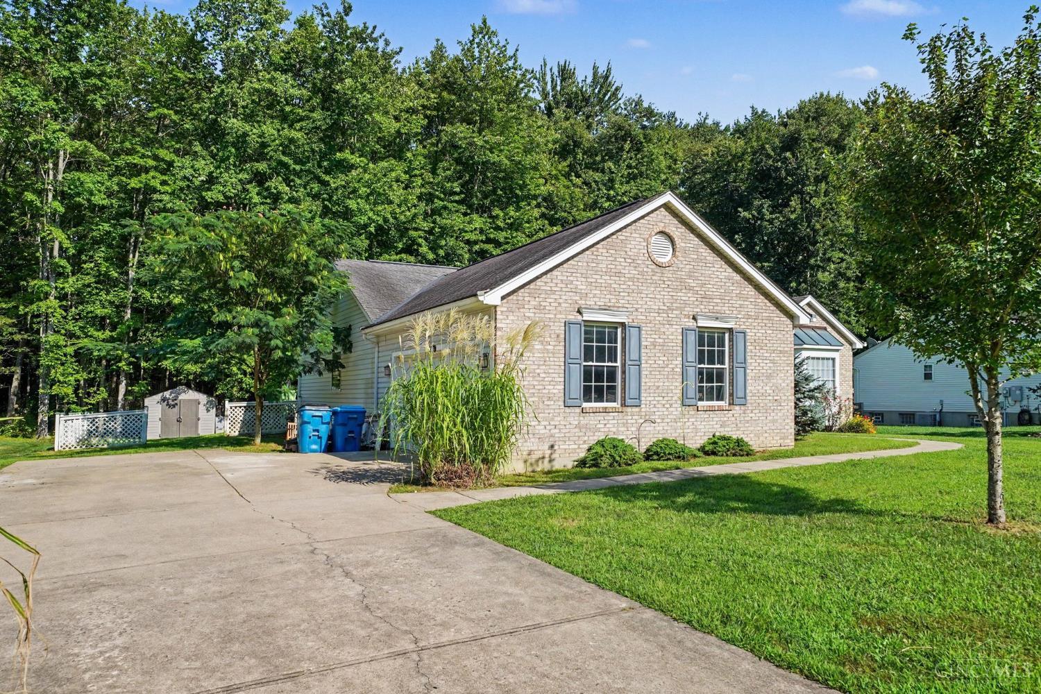3476 Winter Holly Drive