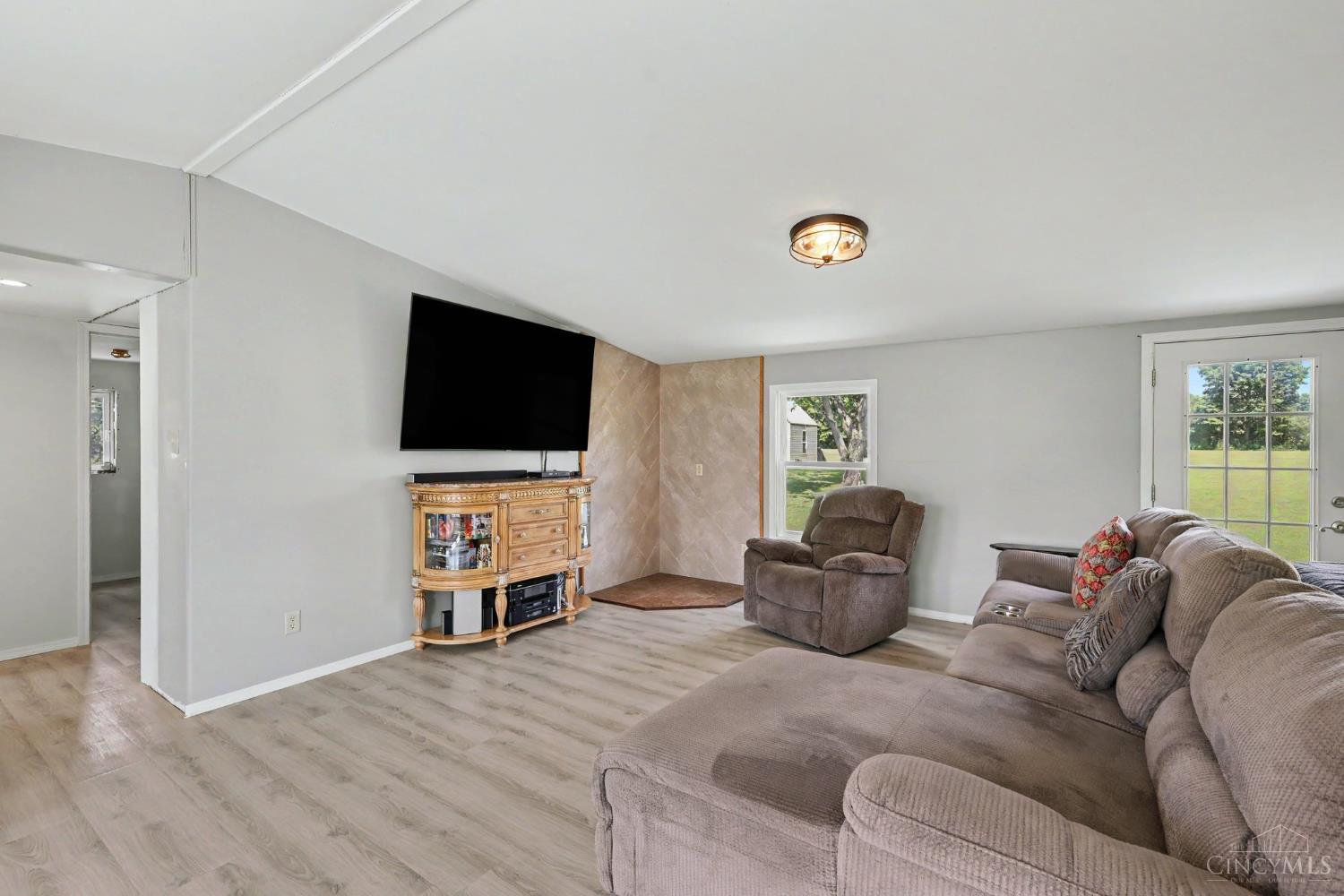 16381 Deer Run Road