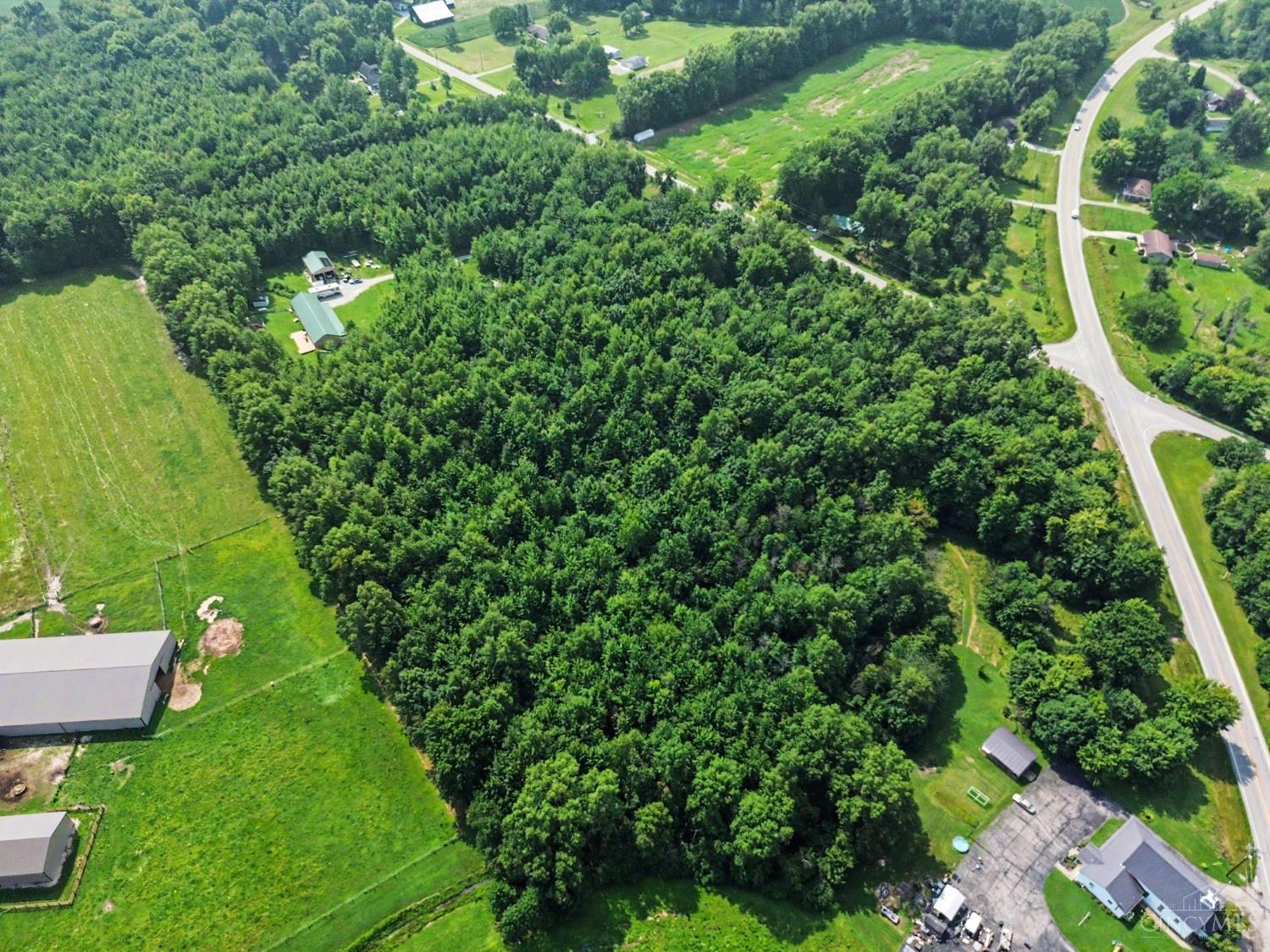8 Greenbush East Road