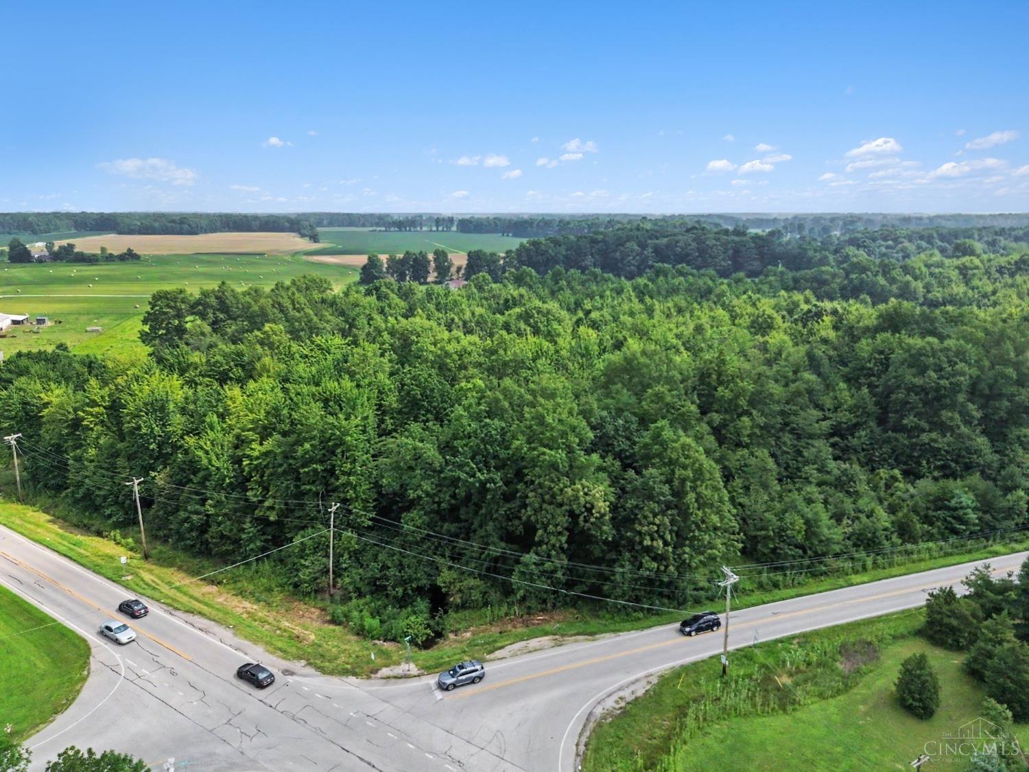 8 Greenbush East Road