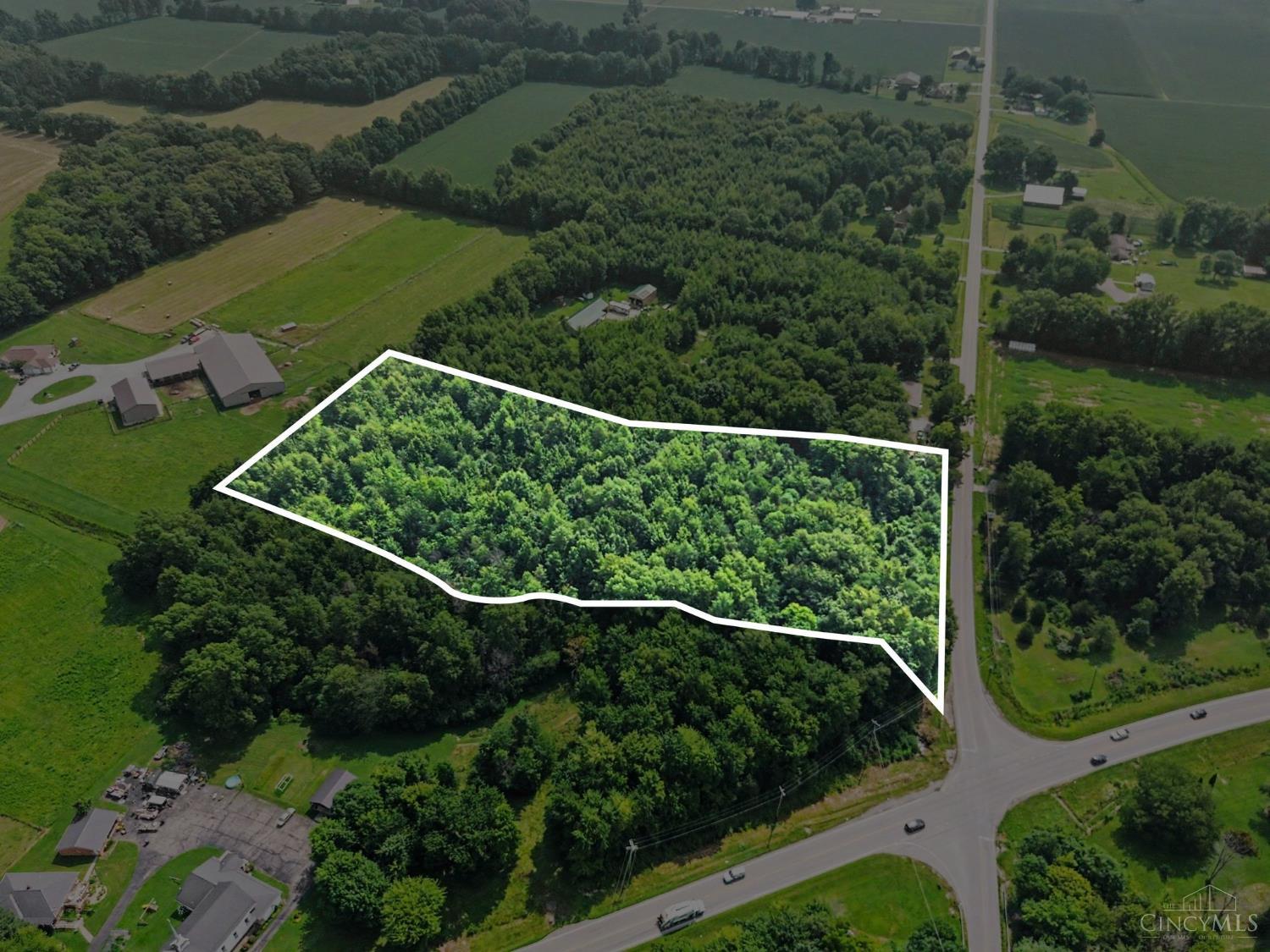 8 Greenbush East Road